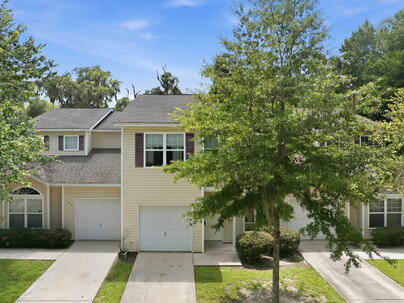 Photo 1 of 25 : 103 Angel Oaks Court