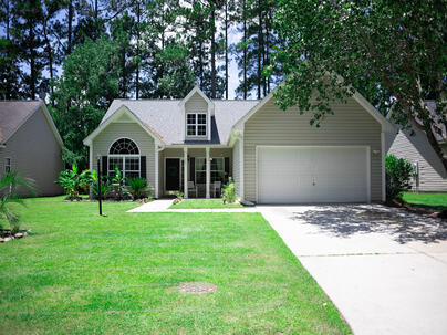 Photo 1 of 25 : 131 Highwoods Plantation Avenue