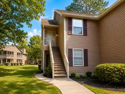 Photo 1 of 20 : 7945 Timbercreek Lane, #E