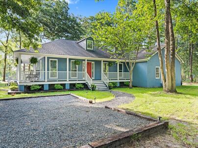 Photo 1 of 25 : 4501 Millspring Road