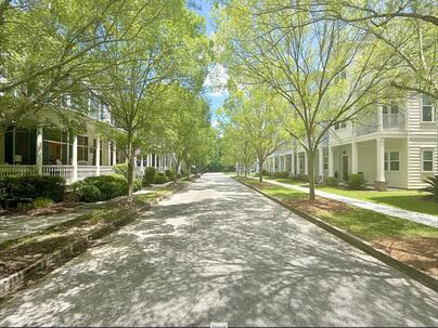 Photo 1 of 25 : 139 Sabal Court
