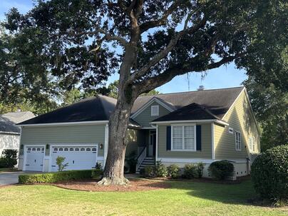 Photo 1 of 21 : 2605 Coral Vine Court