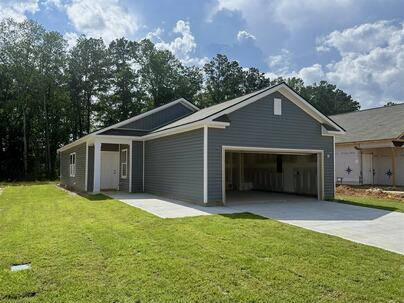 Photo 1 of 10 : 5300 Cottage Landing Drive