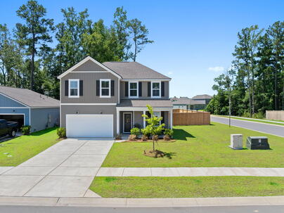 Photo 1 of 25 : 746 Meadowbrook Lane