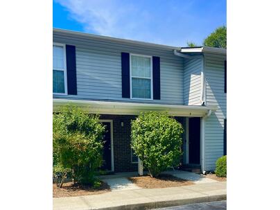Photo 1 of 8 : 2494 Etiwan Avenue, #3k
