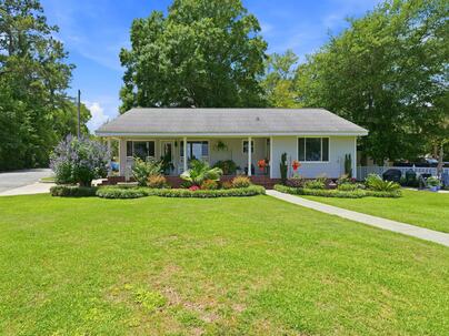Photo 1 of 25 : 1805 Ringneck Road