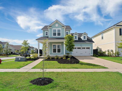 Photo 1 of 25 : 128 Ashworth Drive