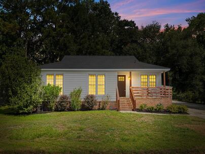 Photo 1 of 25 : 1115 Kentwood Circle