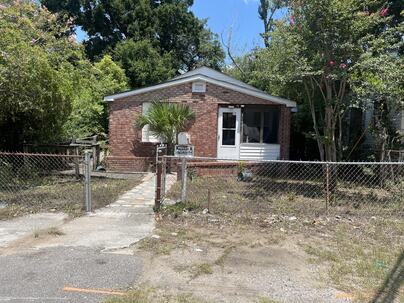 Photo 1 of 3 : 3104 Accabee Road