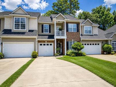 Photo 1 of 25 : 2467 Draymohr Court