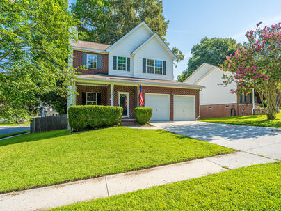 Photo 1 of 25 : 108 Prospect Way
