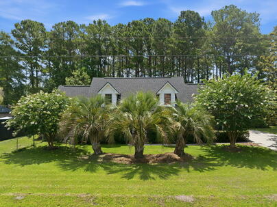 Photo 1 of 25 : 2981 Bennett Charles Road