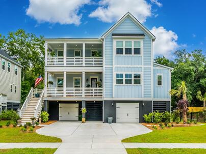 Photo 1 of 25 : 1427 Dahlia Drive
