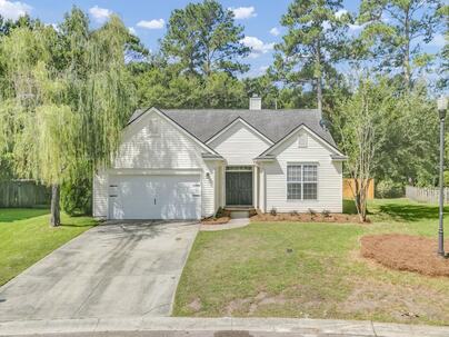 Photo 1 of 25 : 1417 Endicot Way
