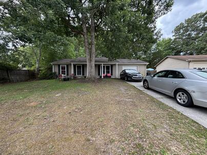 Photo 1 of 13 : 4703 Bennington Place