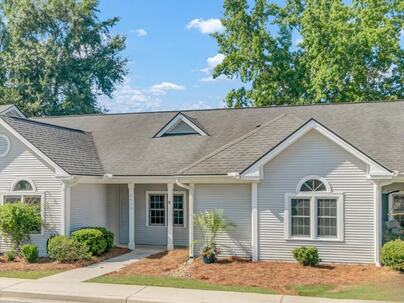 Photo 1 of 25 : 2455 Deer Ridge Lane, #Unit C