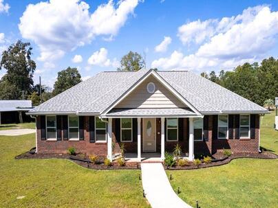 Photo 1 of 5 : 1226 Lesesne Drive