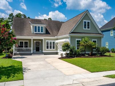 Photo 1 of 25 : 329 Silver Cypress Circle