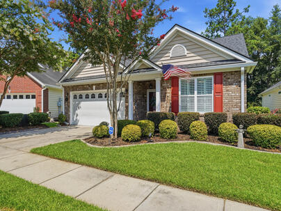 Photo 1 of 25 : 185 Angora Way
