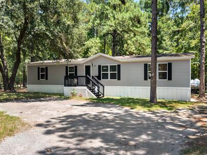 Photo 1 of 25 : 470 Pauline Drive