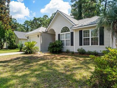 Photo 1 of 25 : 667 Ponderosa Drive