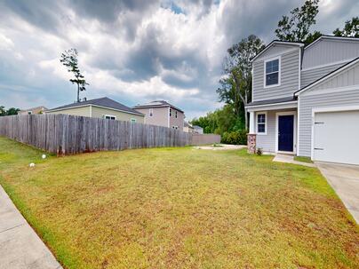 Photo 1 of 25 : 515 Matuskovic Drive
