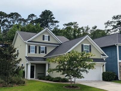 Photo 1 of 25 : 3135 Mulan Lane