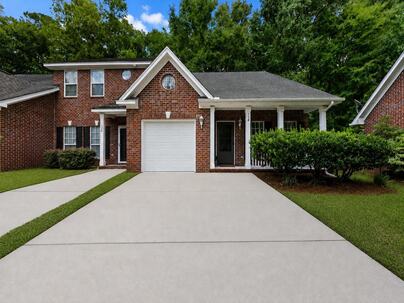 Photo 1 of 25 : 118 Walden Ridge Way