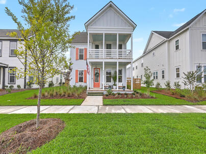 Photo 1 of 25 : 803 Gentle Breeze Drive