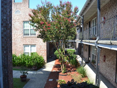 Photo 1 of 20 : 867 Colony Drive, #F-117