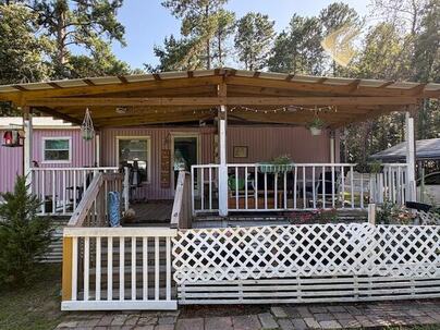 Photo 1 of 24 : 1566 Mcalhany Road