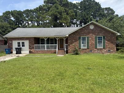 Photo 1 of 25 : 402 Kershaw Road