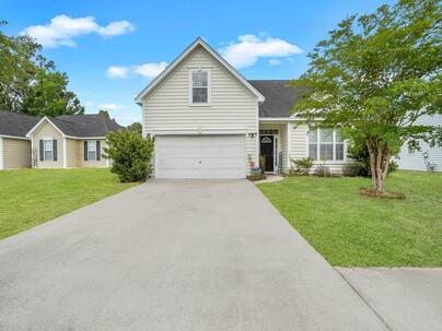 Photo 1 of 25 : 8023 Hyannis Court