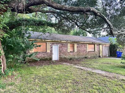 Photo 1 of 15 : 1335 5th Avenue