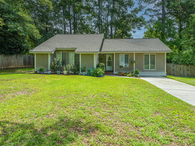 Photo 1 of 25 : 126 Wanda Drive