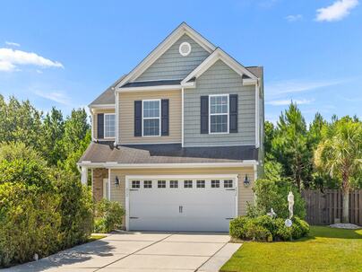 Photo 1 of 25 : 252 Longford Drive