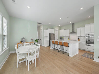 Photo 1 of 25 : 220 Orwel Street