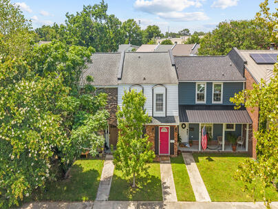 Photo 1 of 25 : 725 Williamson Drive, #B
