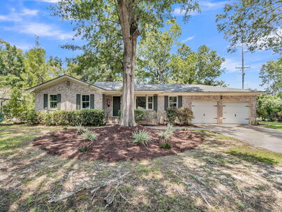 Photo 1 of 25 : 2204 Dallerton Circle