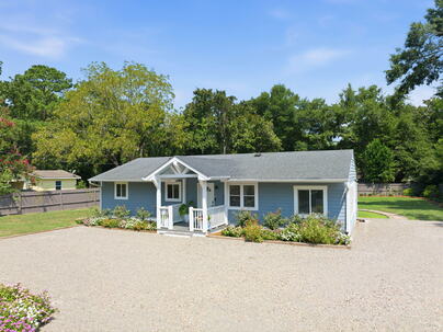Photo 1 of 25 : 3576 Blanding Drive