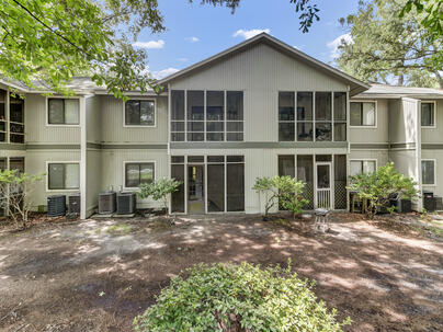 Photo 1 of 25 : 2754 Jobee Drive, #607