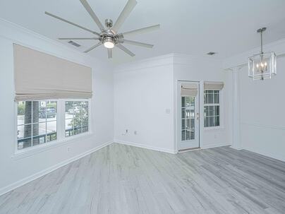 Photo 1 of 25 : 1216 Telfair Way