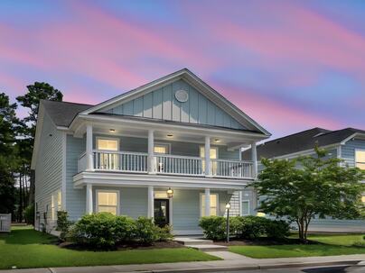 Photo 1 of 25 : 76 Crossandra Avenue
