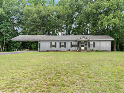 Photo 1 of 25 : 126 Roquemore Drive