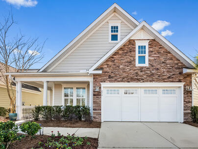 Photo 1 of 25 : 479 Hundred Oaks Parkway