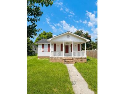 Photo 1 of 5 : 2618 Wye Lane