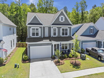 Photo 1 of 25 : 160 Cherry Grove Drive