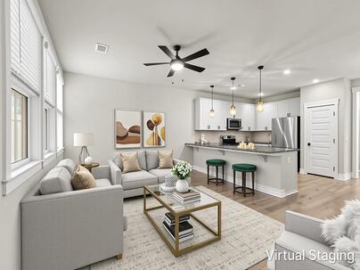 Photo 1 of 25 : 5112 Park Creek Avenue, #5112