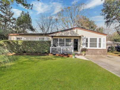 Photo 1 of 25 : 343 Lantana Drive