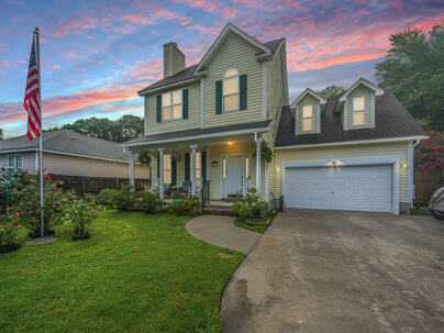 Photo 1 of 25 : 1103 Starwood Court